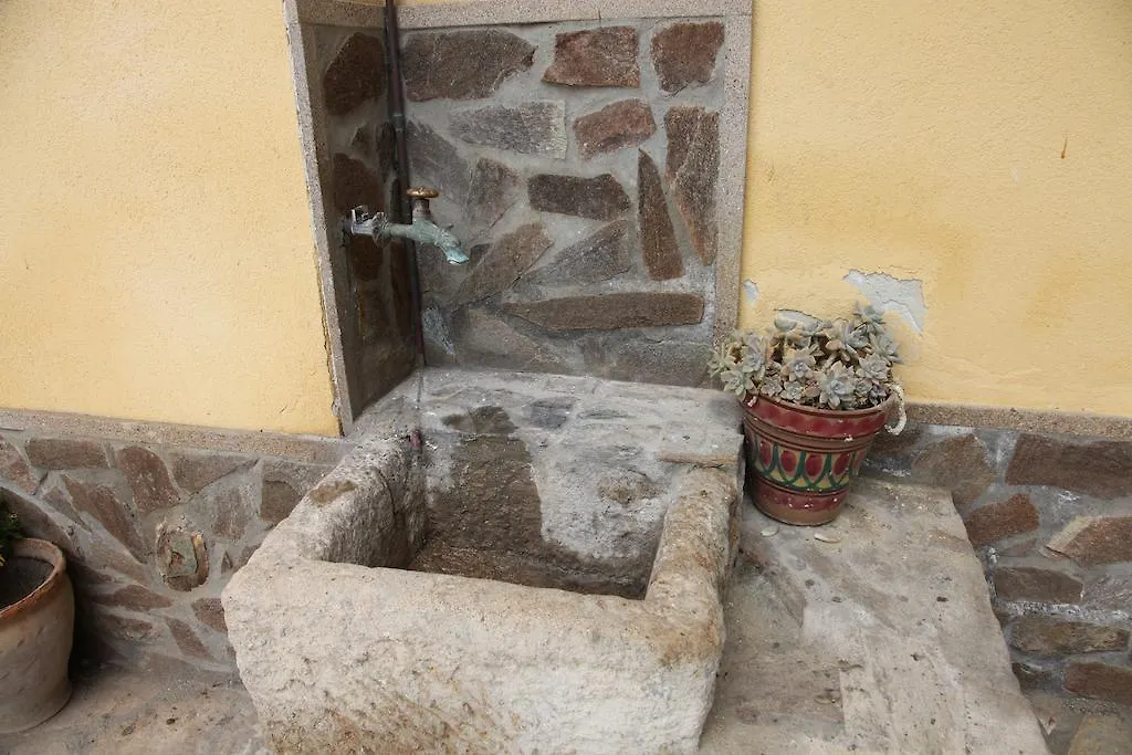 Il Giardino Del Sole Villa Agnone Bagni Italy