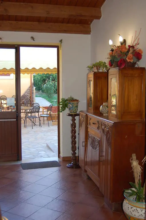 Il Giardino Del Sole Villa Agnone Bagni Farm stay