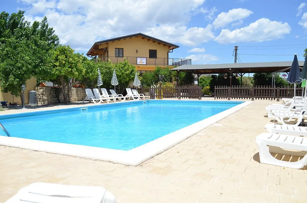 Alloggio per agriturismo Villa Il Giardino Del Sole Agnone Bagni Italia